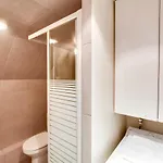 Unit 011 Saint Germain Des Pres