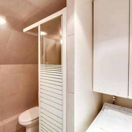 Unit 011 Saint Germain Des Pres