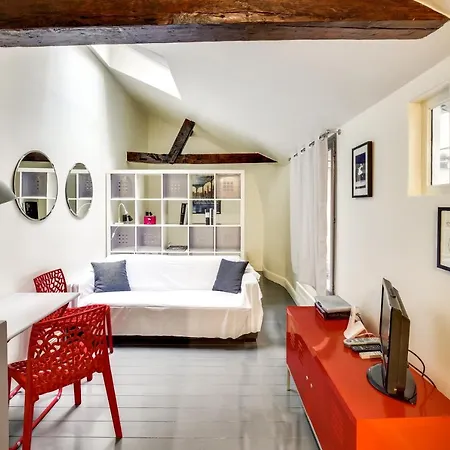 Unit 011 Saint Germain Des Pres Apartman *